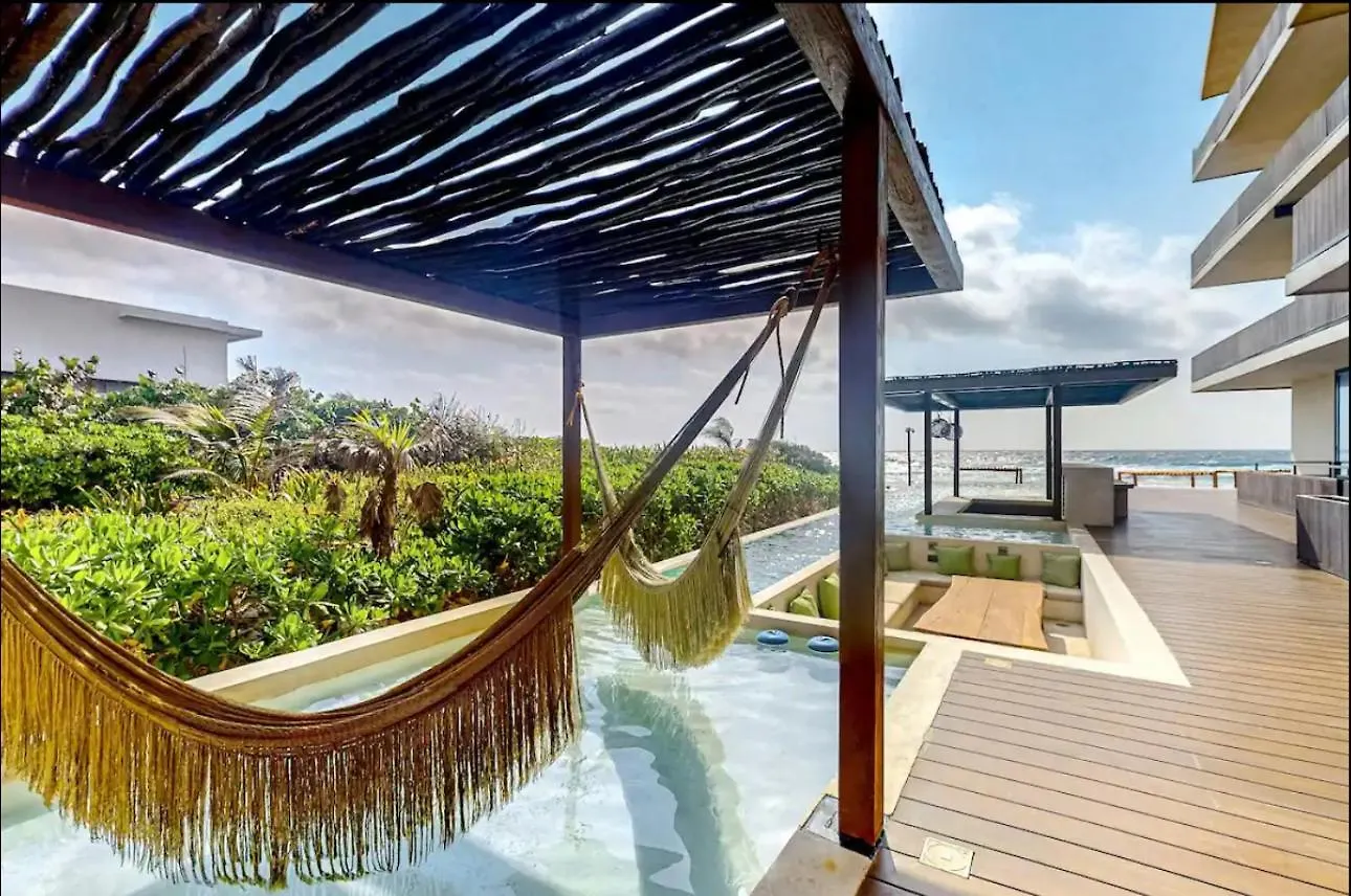 Luxury And Mordern Beachfront Condo By Bt Homes Tancah Messico