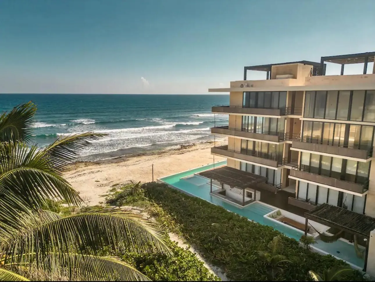 Luxury And Mordern Beachfront Condo By Bt Homes Tancah Messico