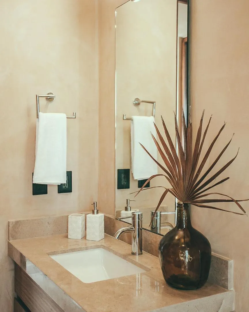 Luxury And Mordern Beachfront Condo By Bt Homes Tancah 0*,