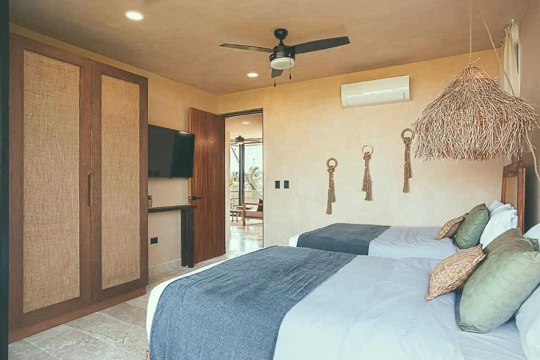 Aparthotel Luxury And Mordern Beachfront Condo By Bt Homes Tancah